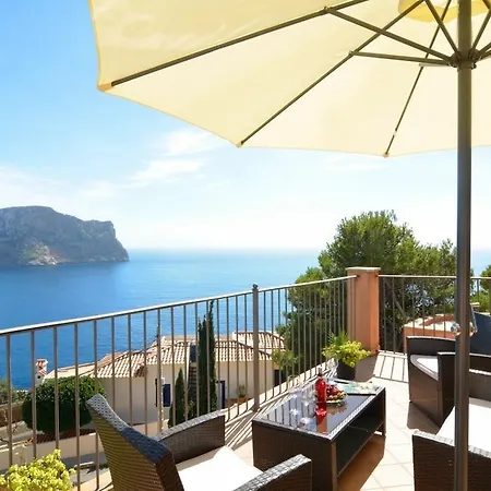 With Incredible Sea Views And Pool 别墅 *